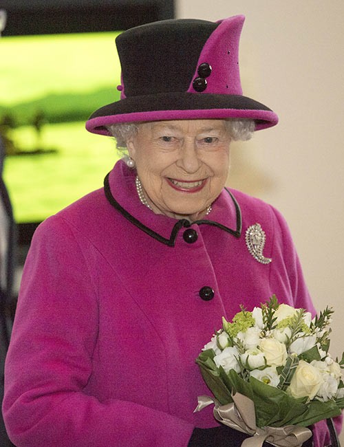 Geri Horner alaba a Isabel II por sus 'coloridos' estilismos