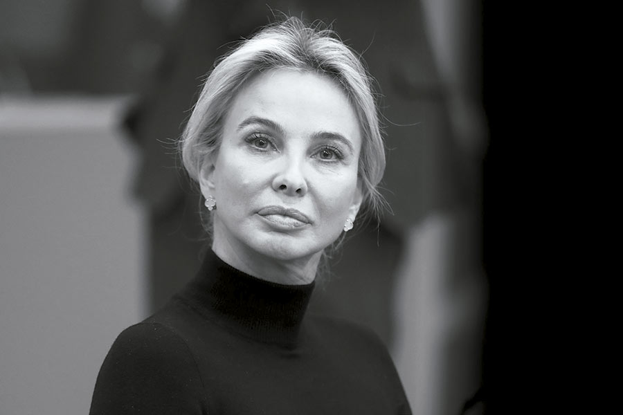 Corinna Larsen