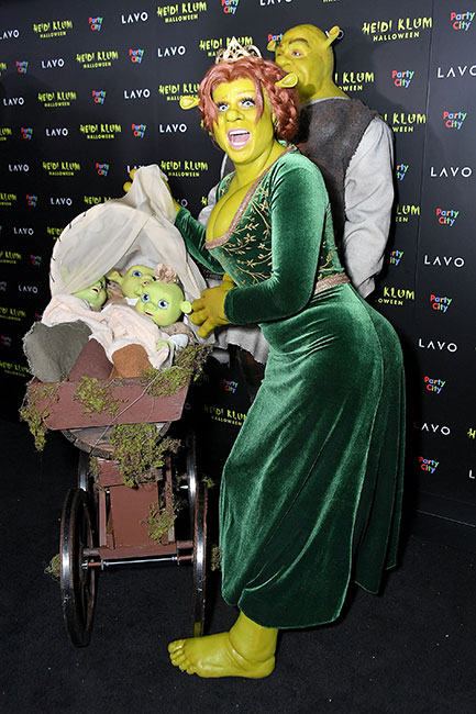 Heidi Klum y Tom Kaulitz de Fiona y Shrek para Halloween