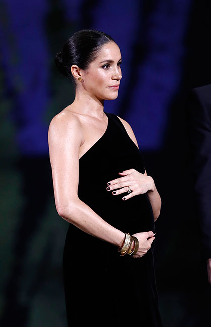 Meghan Markle y sus uñas oscuras