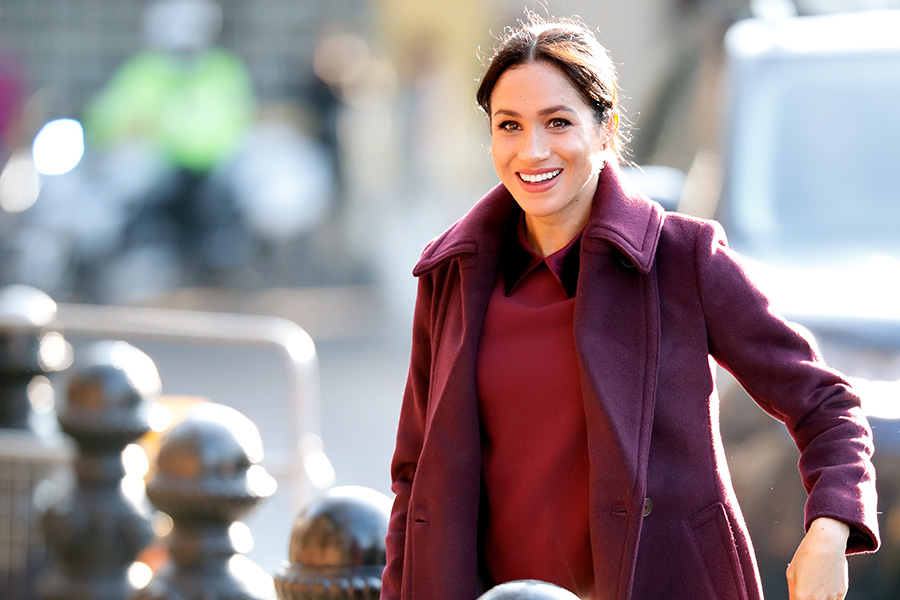 Revelan antiguo CV de Meghan Markle