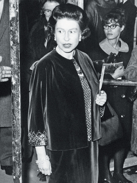 Reina Isabel II
