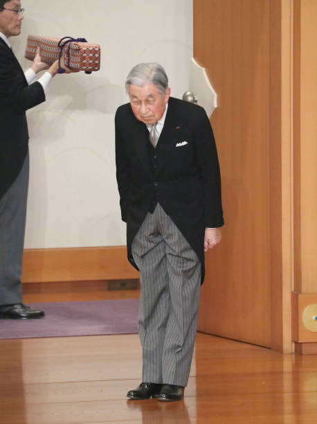 Abdicación del emperador emperador Akihito.