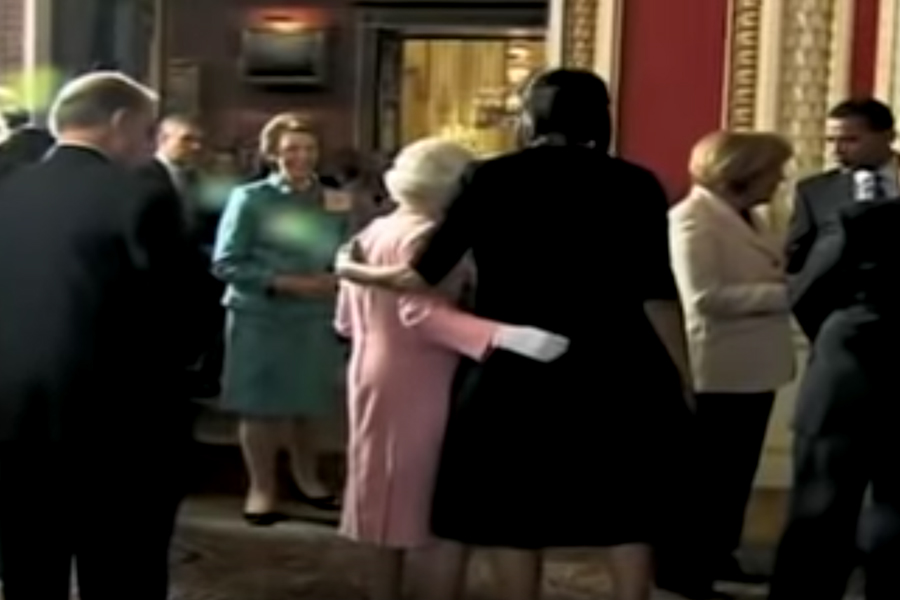 Michelle Obama y reina Isabel