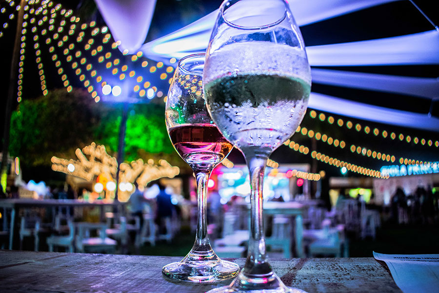 Entre Vino, Mar y Tierra, Golf & Gourmet