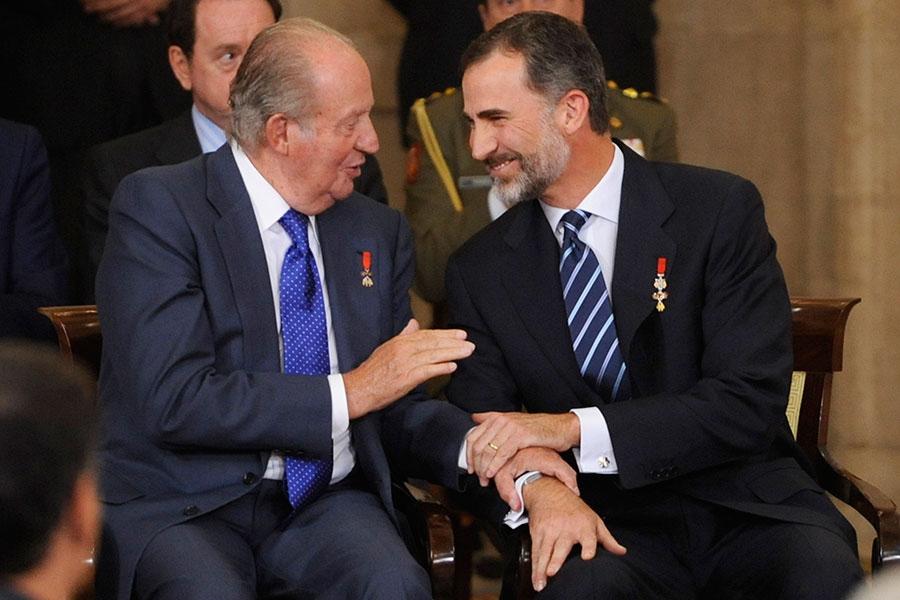 Rey Juan Carlos y Rey Felipe VI