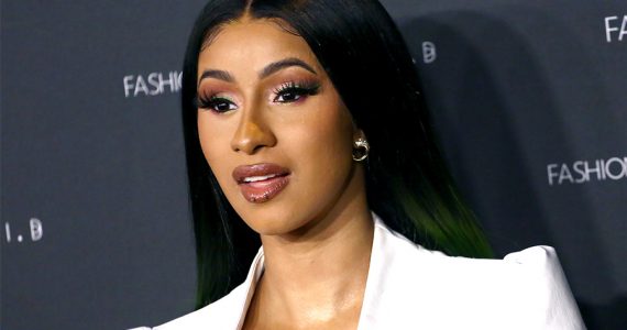 Retoques de Cardi B