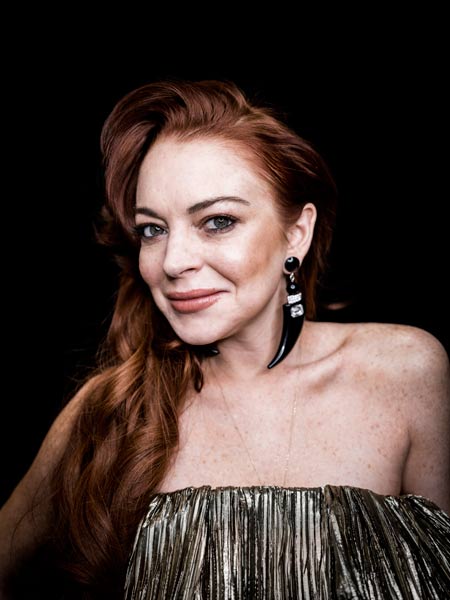 Lindsay Lohan announces (again) her 'return' to the music scene