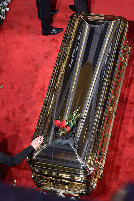 homenaje a José José