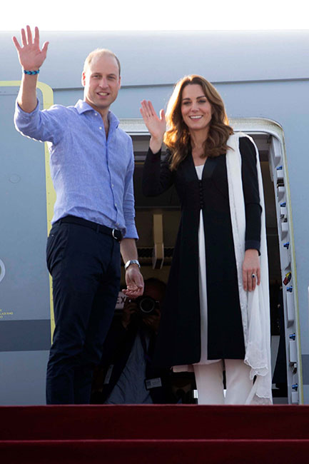 William y Kate se despiden de Pakistán. (Foto: Getty Images)