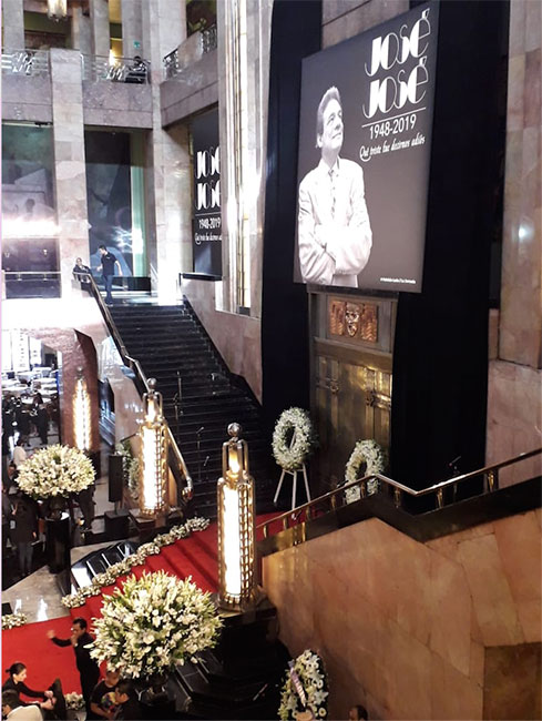 homenaje a José José