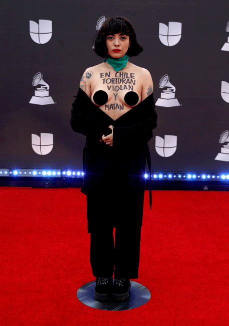 Mon Laferte censurada