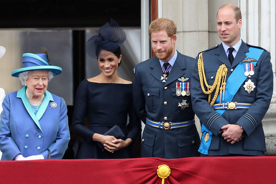Reina Isabel, Meghan, príncipe Harry, príncipe William