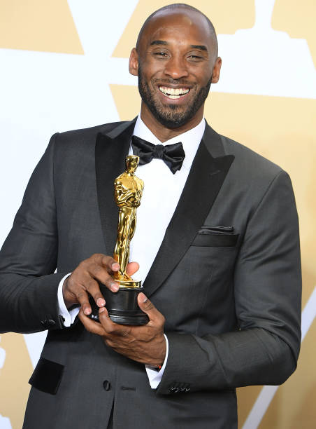 Kobe Bryant con el Oscar