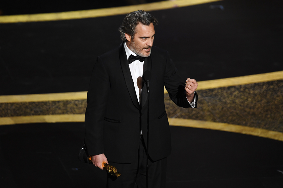 Lena Dunham Joaquin Phoenix