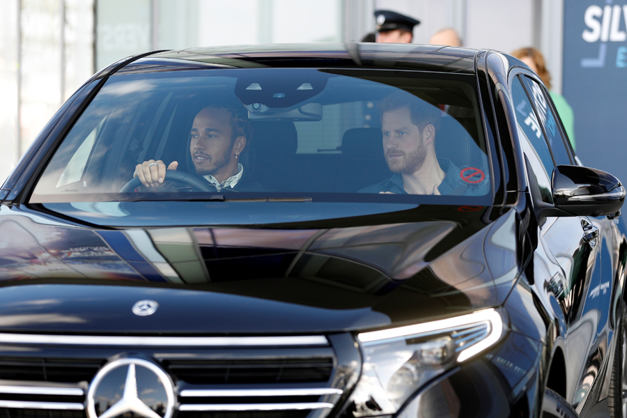 Príncipe Harry y Lewis Hamilton