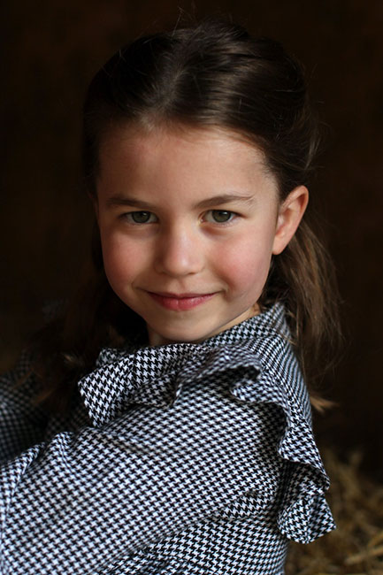 La princesa Charlotte cumple 5 años y reparte comida