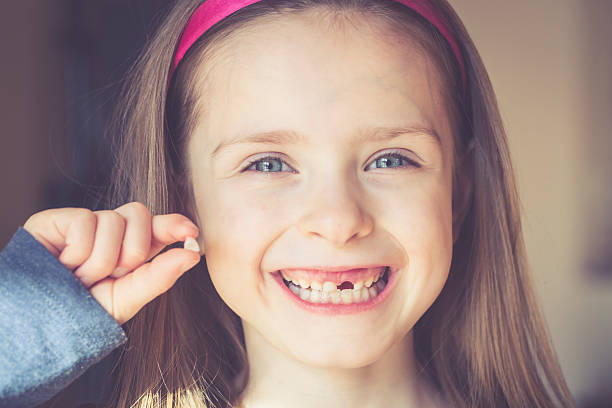 ¿Sabías que guardar los dientes de leche de tus hijos puede salvarle la vida en el futuro'