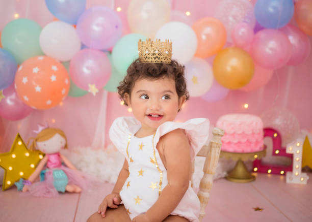 100 nombres para niña y niño con A y su significado