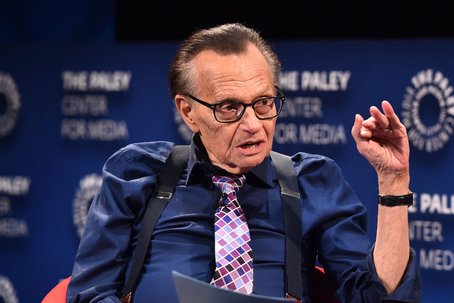 Larry King rompe su silencio tras la muerte de dos de sus dos hijos