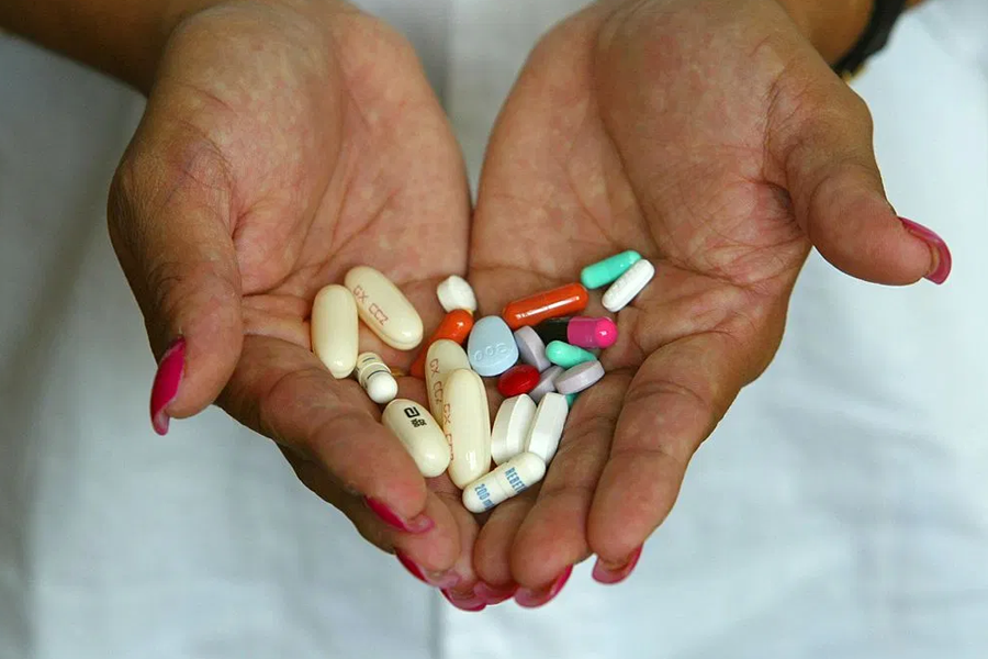 automedicarse