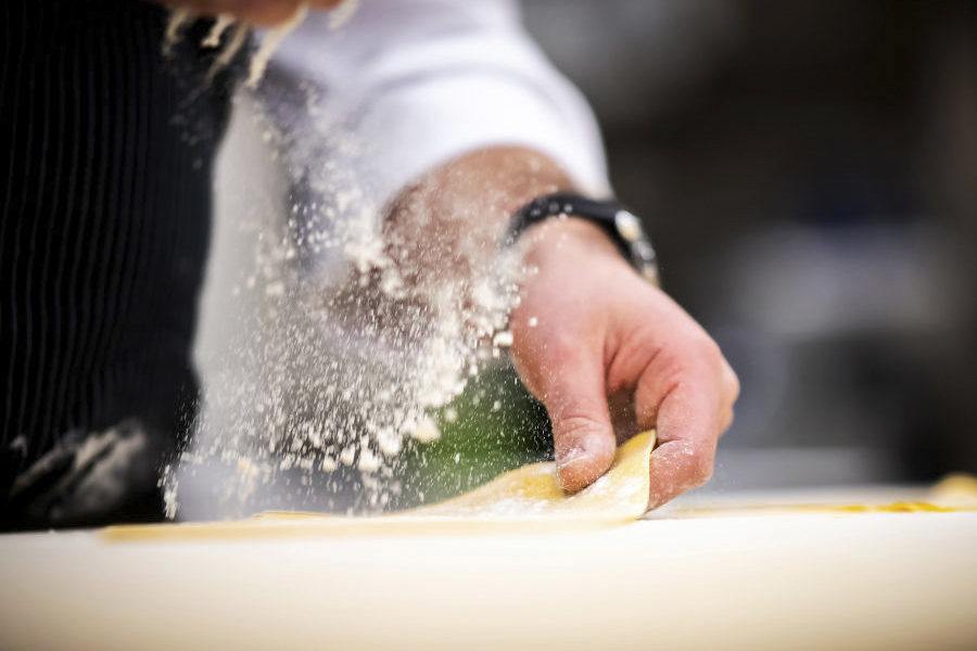preparando pasta
