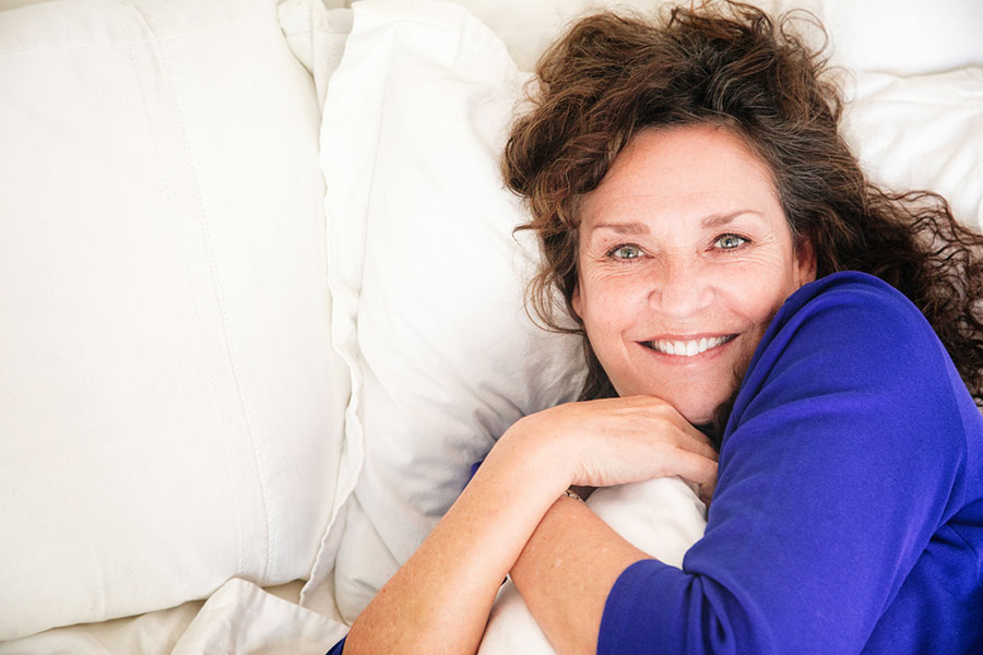 ¿Cómo combatir los sofocos y sudores nocturnos sin hormonas?