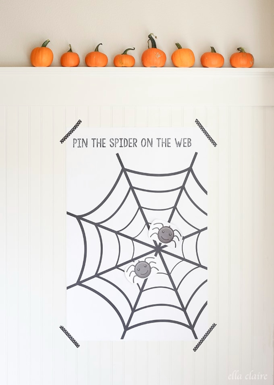 ponle la araña a la telaraña juego halloween