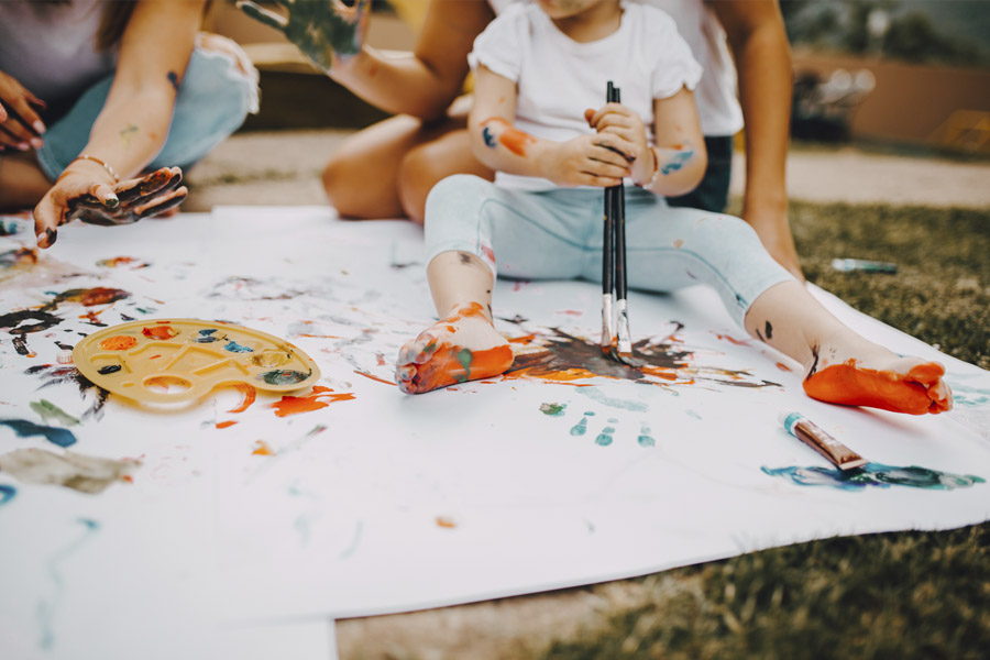 Divertidas actividades con pintura para entretener a los niños