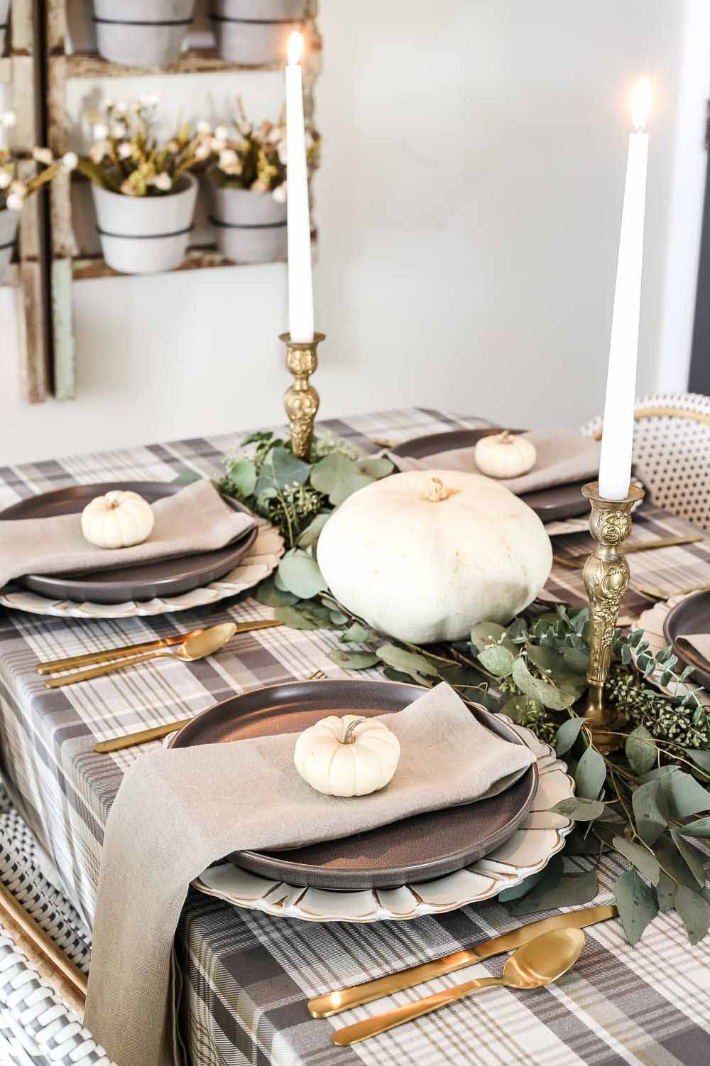mesa de thanksgiving