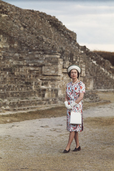 La reina Isabel en México