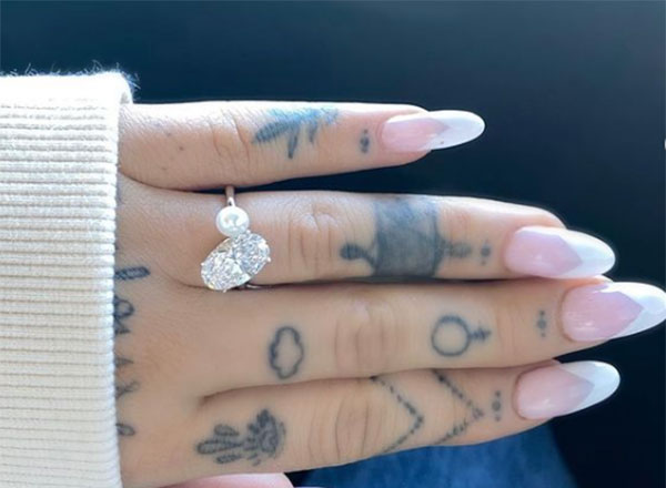 Anillo de compromiso de Ariana Grande