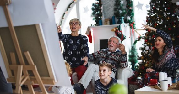 Juegos en familia para divertirse en Navidad y Ano Nuevo