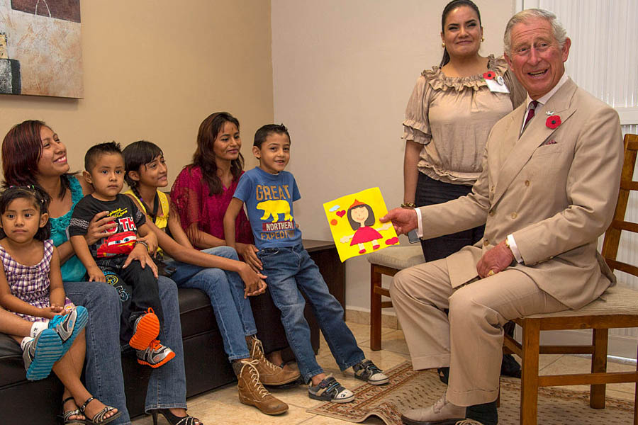 Un recuento de la jovial y divertida visita del príncipe Carlos a México en 2014