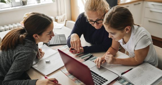 niños y tecnología educativa educación familia