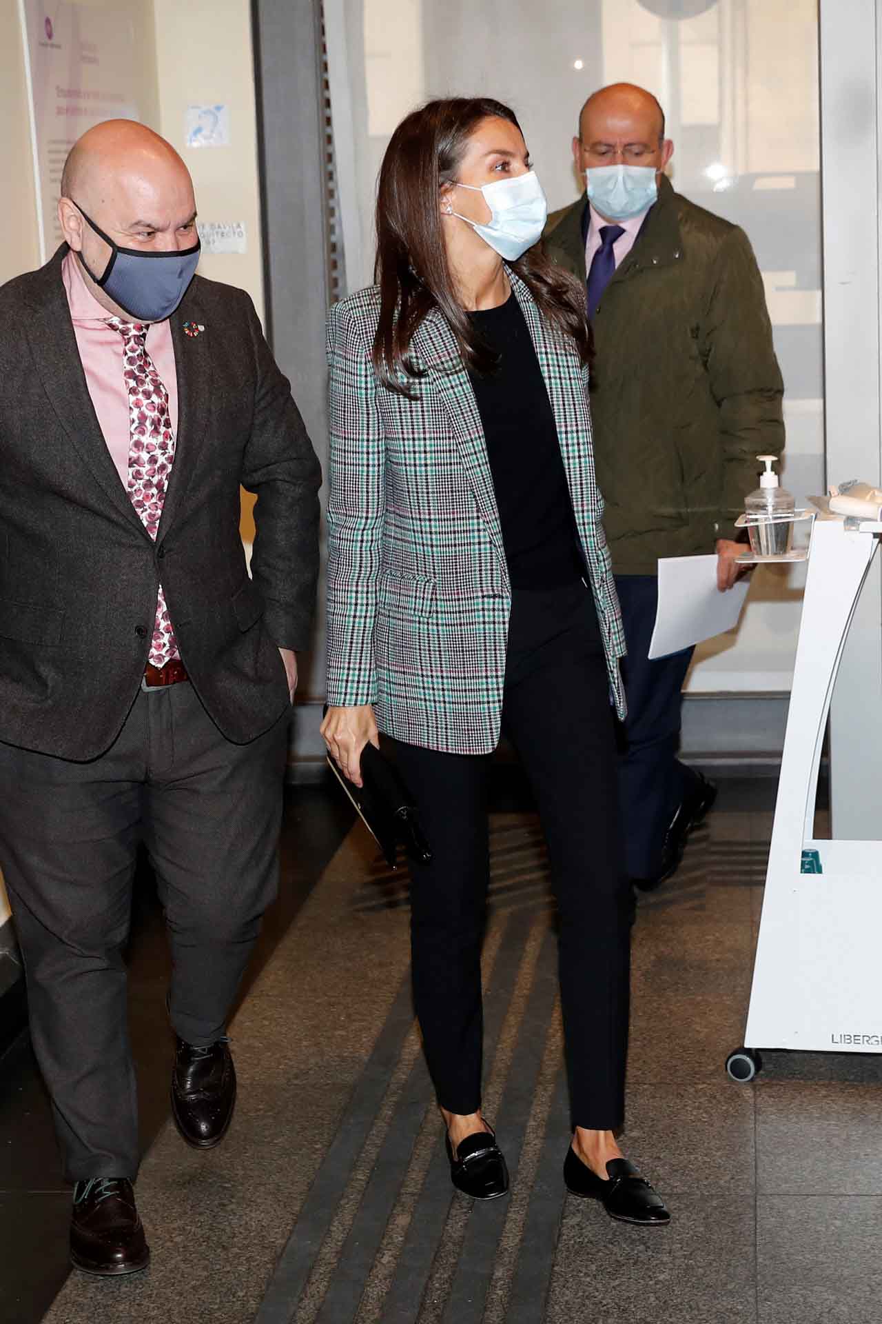 reina letizia saco a cuadros