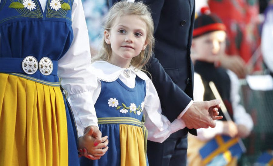 Conoce a la simpática y risueña hija de la princesa Victoria, Estela de Suecia, quien celebra su cumpleaños número 9.