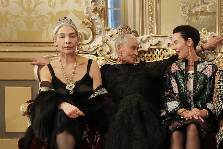 mujeres elegantes en 2021