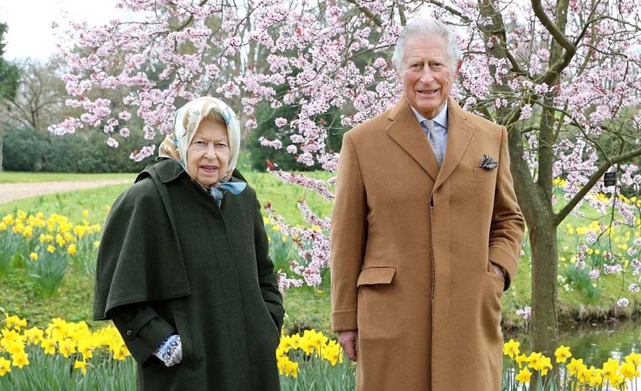 familia real día de Pascua Reino Unido reina isabel y kate middleton y carlos
