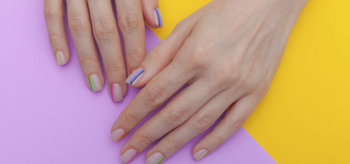 diseños de uñas con base transparente manicure