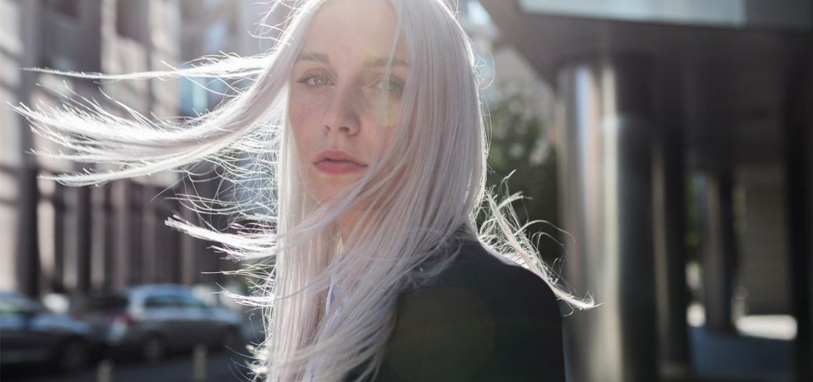 Dinos de qué color tienes el cabello y te diremos qué cuidados debes procurarle. Mantén tu melena tan vibrante como siempre.