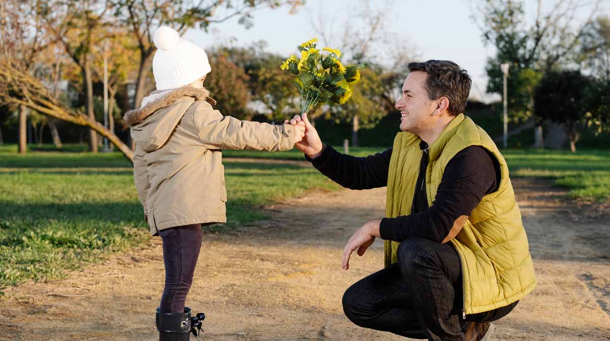 ¿Rosas para papá? Estas y más flores puedes regalar por el