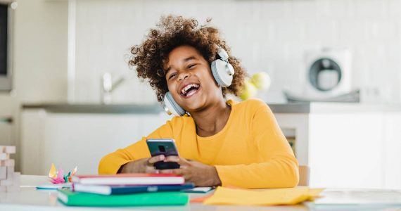 beneficios niños música
