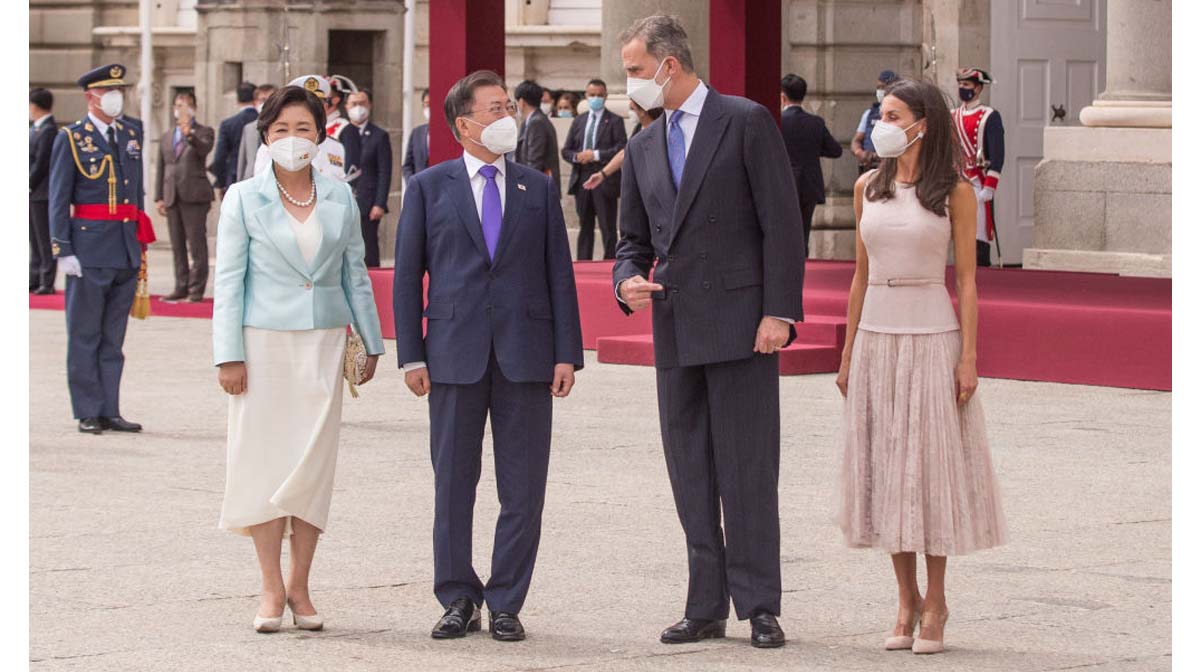 reyes de españa visita presidente de corea