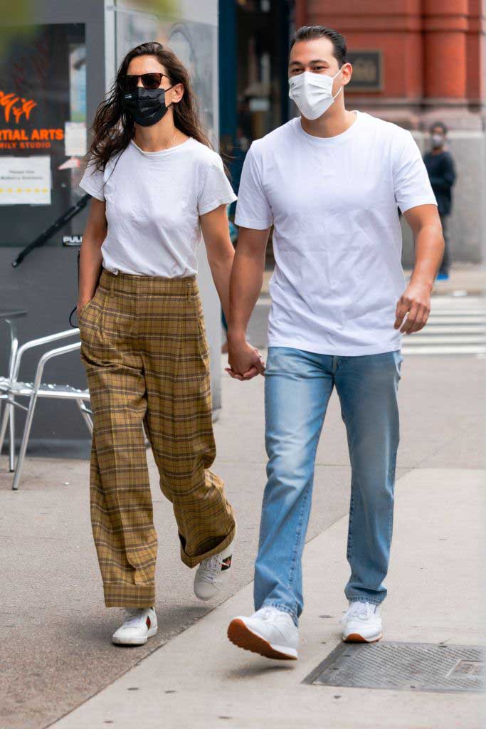 katie holmes moda oversize