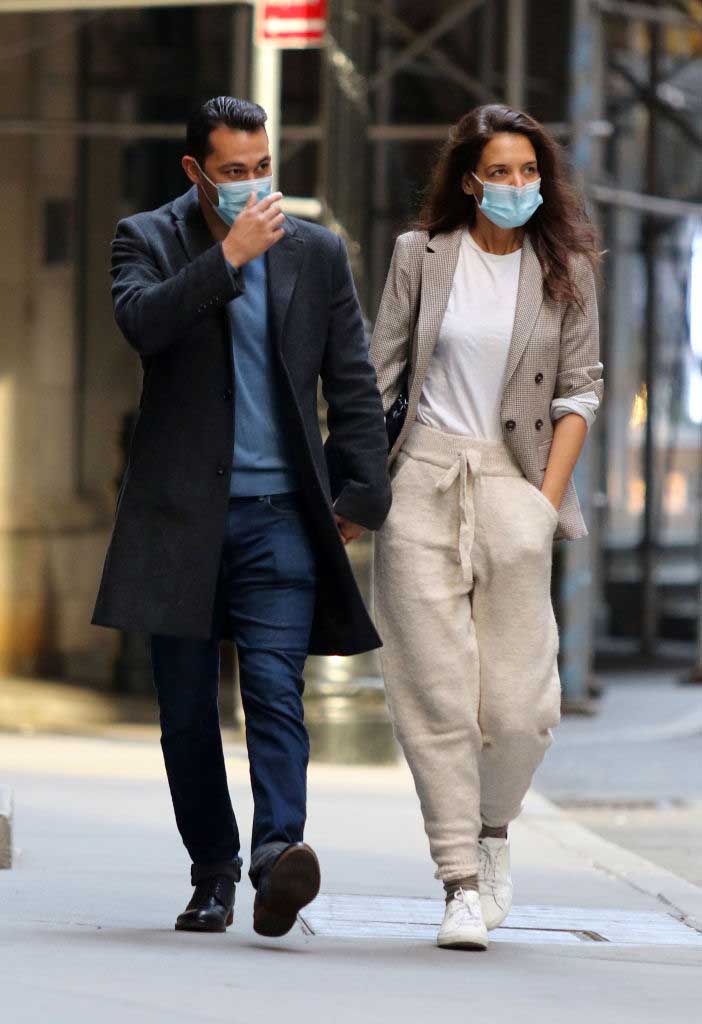 katie holmes moda oversize
